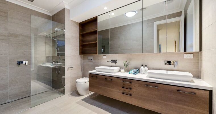 Czy wybór zestawu mebli łazienkowych może pomóc w oszczędności czasu przy urządzaniu wnętrza?